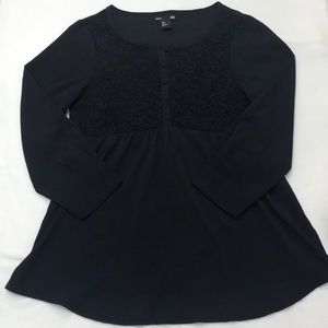 H&M maternity black lace blouse